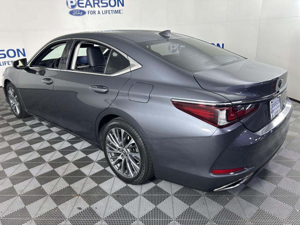 used 2019 Lexus ES 350 car, priced at $30,860