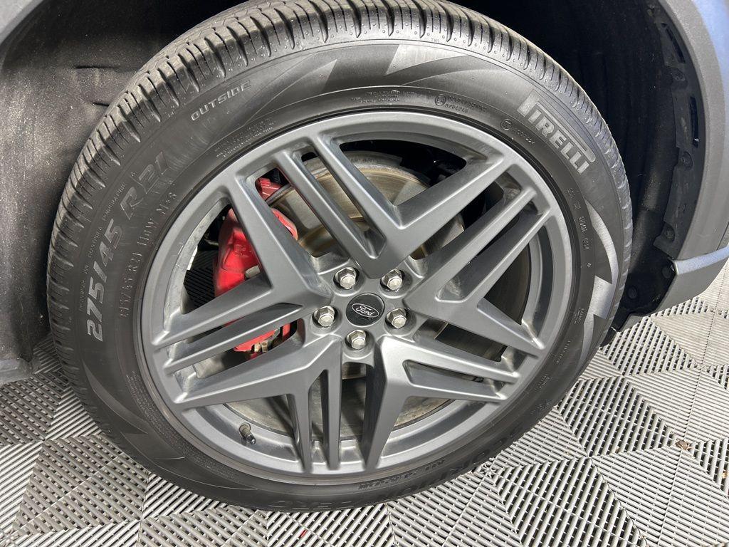 used 2025 Ford Explorer car, priced at $40,592