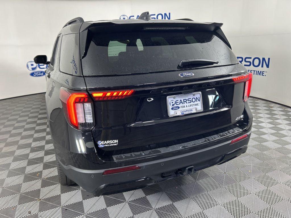 used 2025 Ford Explorer car, priced at $40,592