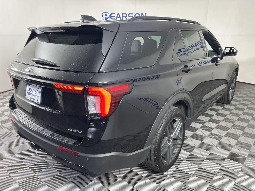 used 2025 Ford Explorer car, priced at $40,592