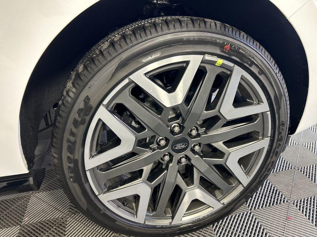 new 2025 Ford Expedition Max car, priced at $92,772