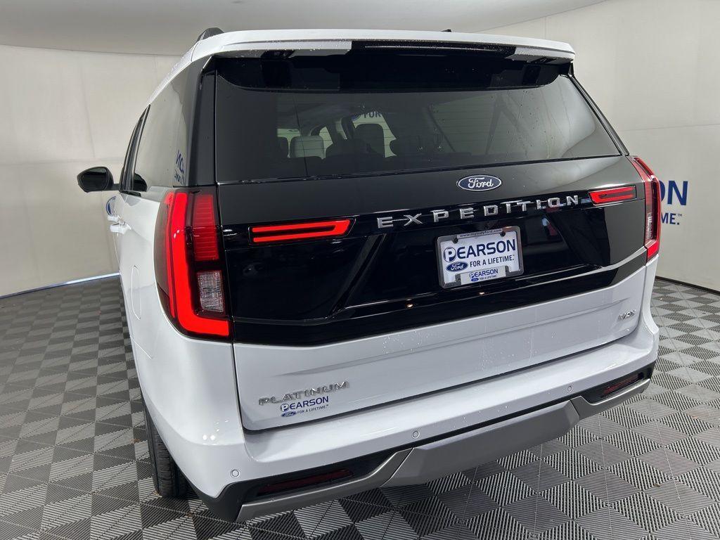 new 2025 Ford Expedition Max car, priced at $92,772