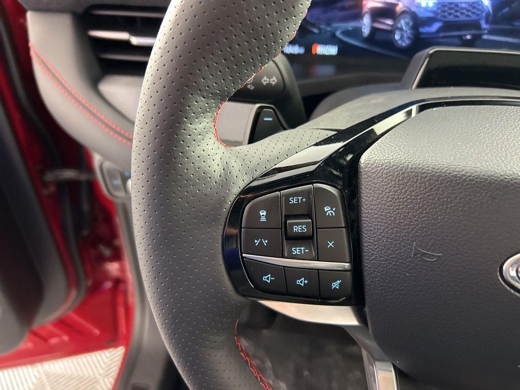 new 2025 Ford Explorer car, priced at $55,287