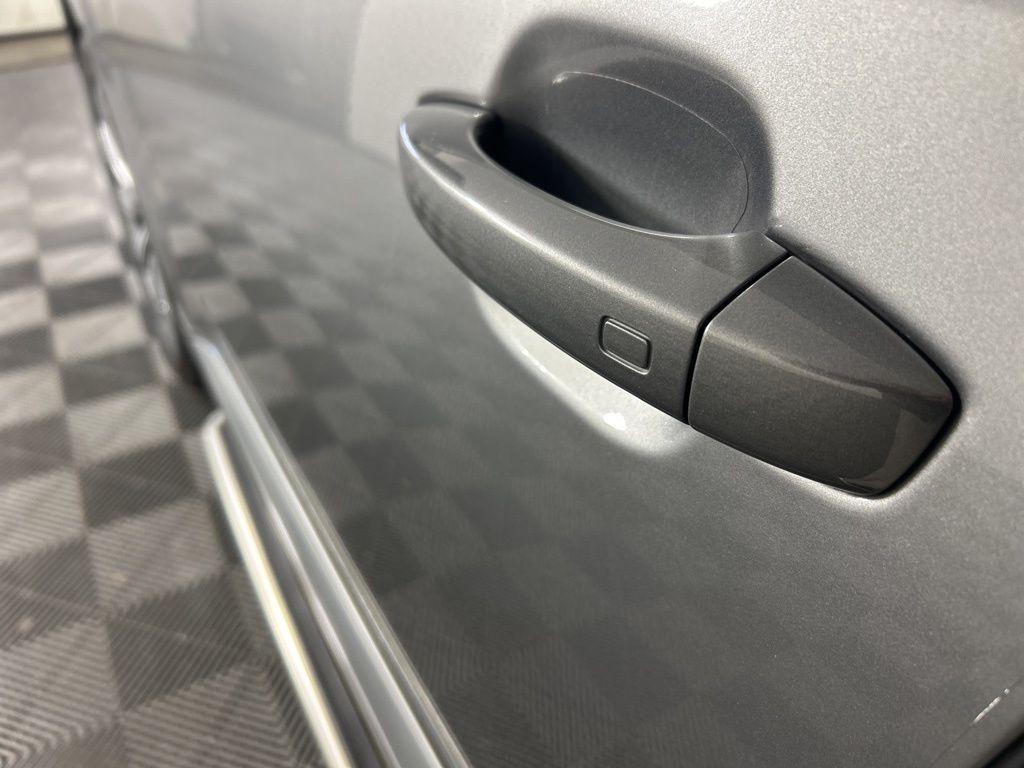 used 2018 Audi Q7 car, priced at $13,578