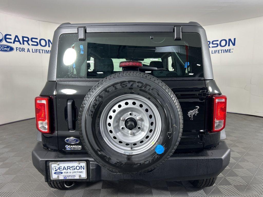 new 2025 Ford Bronco car, priced at $40,859