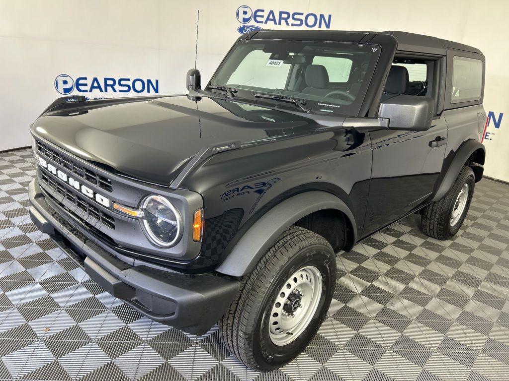 new 2025 Ford Bronco car, priced at $40,859