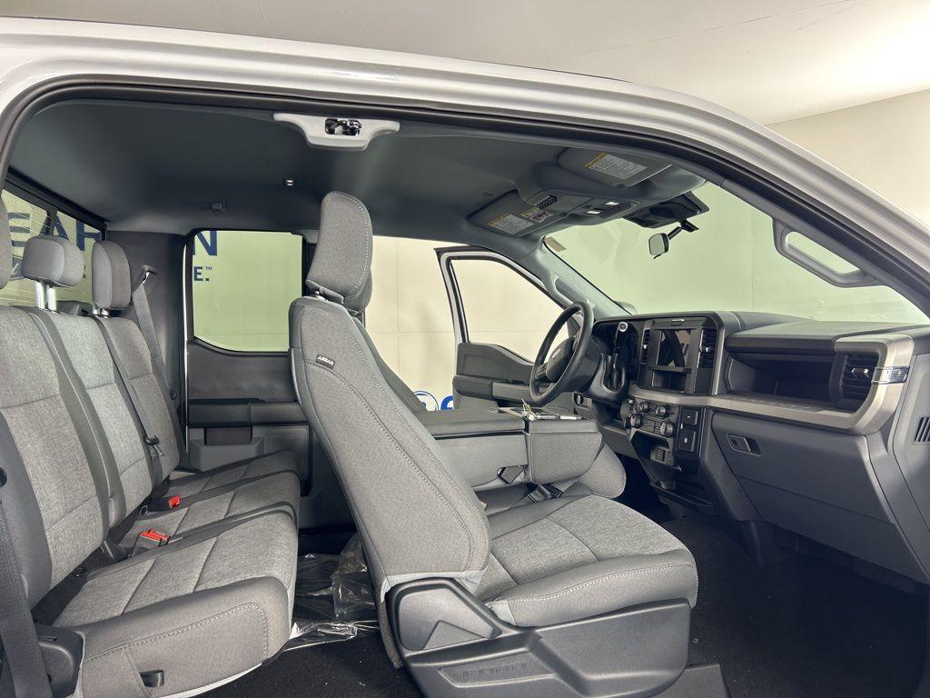 new 2025 Ford F-350 car, priced at $54,137