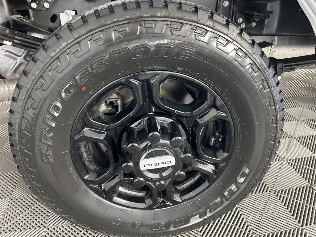 new 2025 Ford F-350 car, priced at $54,137