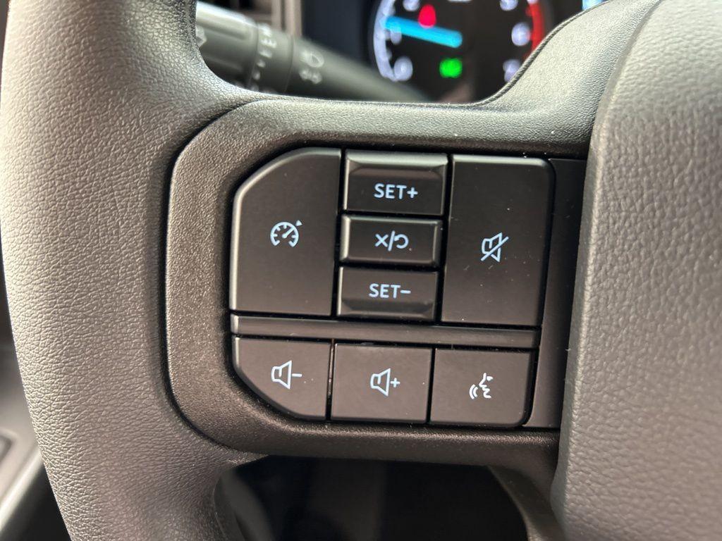 new 2025 Ford F-350 car, priced at $54,137