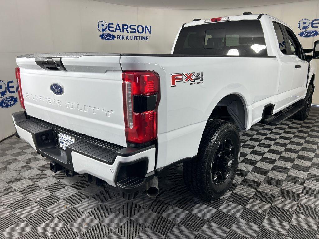 new 2025 Ford F-350 car, priced at $54,137