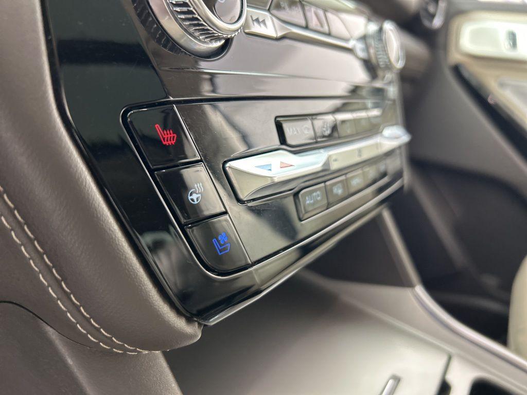 used 2021 Ford Explorer car, priced at $30,878