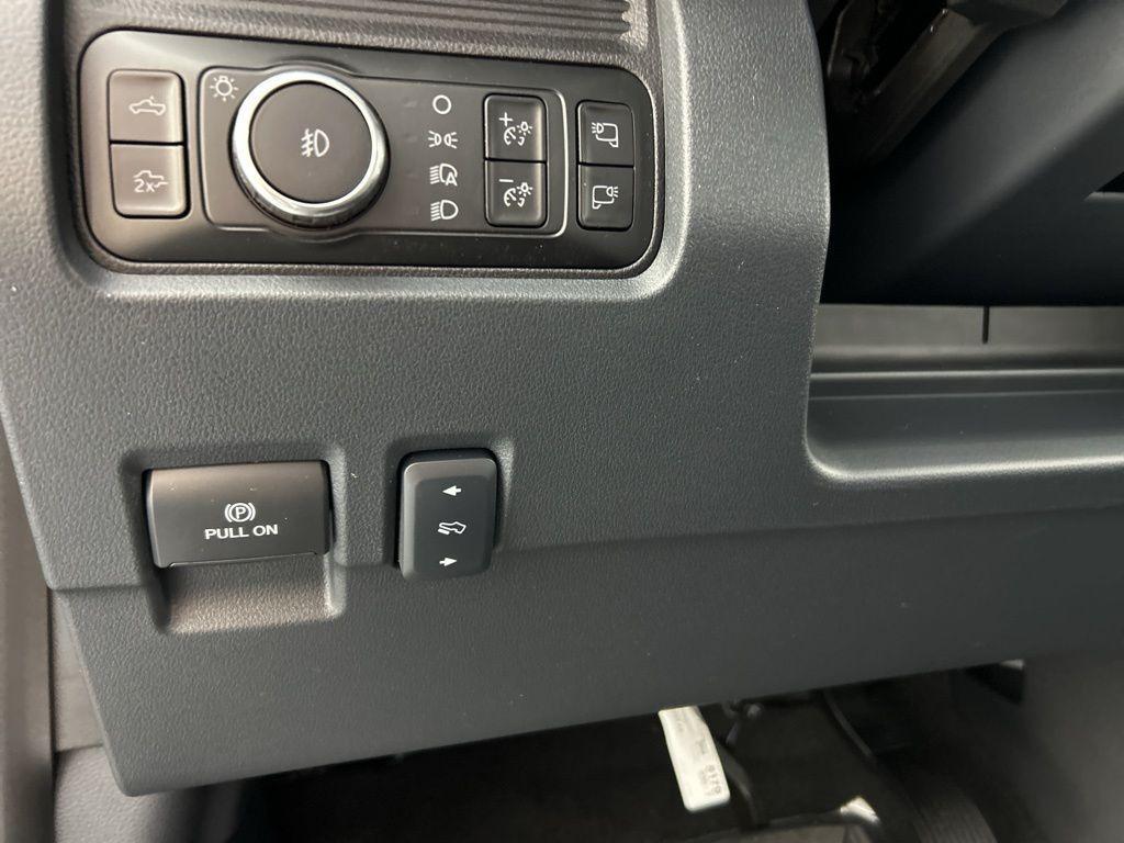 new 2025 Ford F-350 car, priced at $79,599