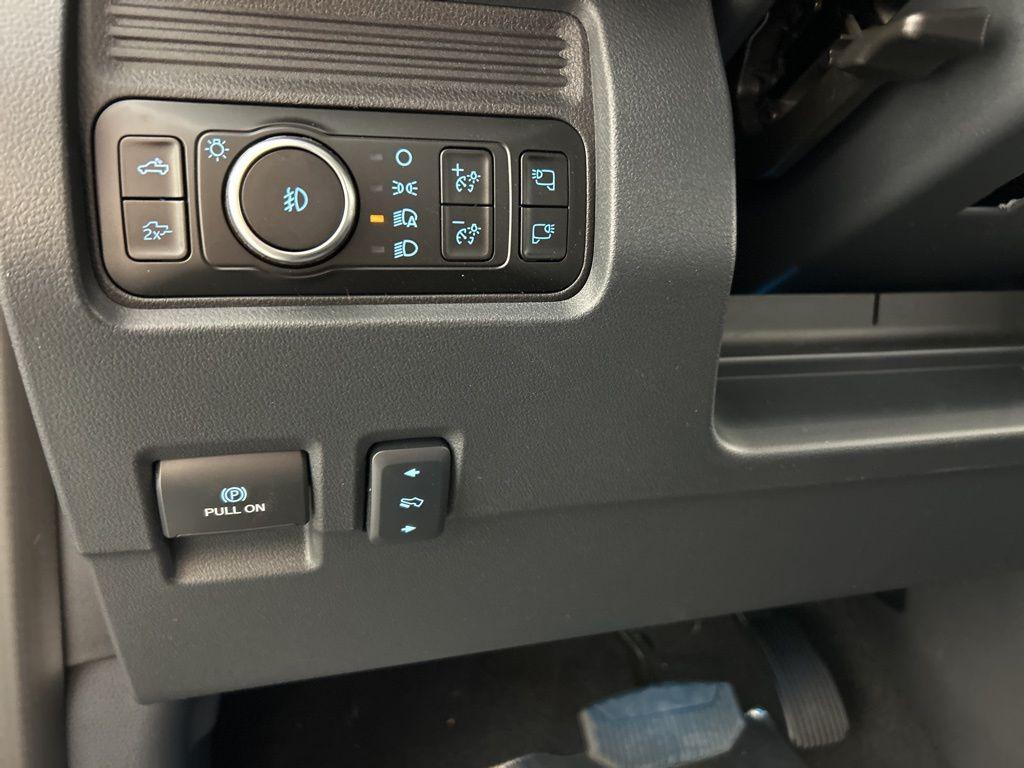 new 2025 Ford F-250 car, priced at $82,331