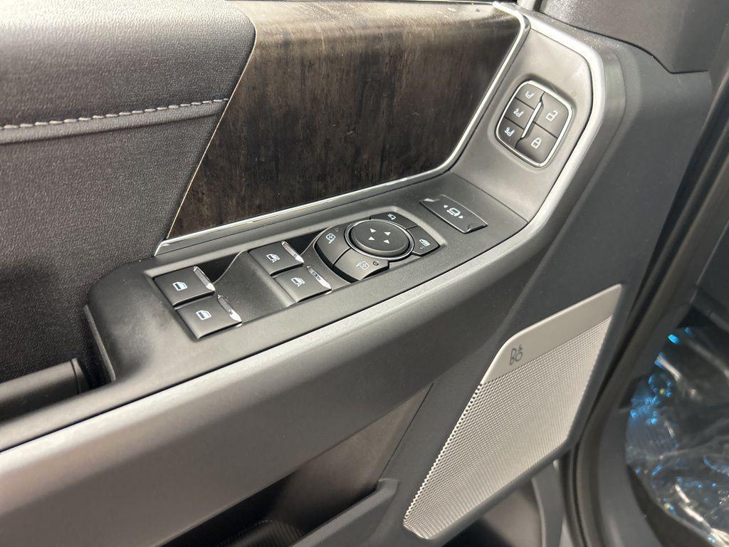 new 2025 Ford F-250 car, priced at $82,331