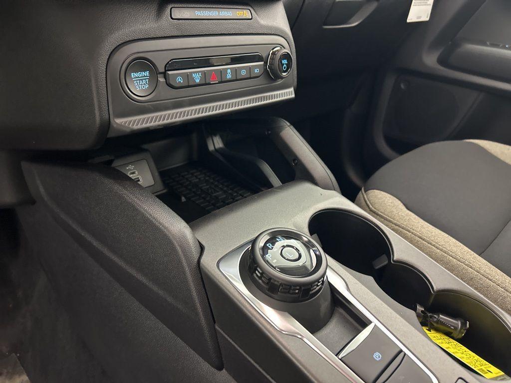 new 2025 Ford Bronco Sport car, priced at $35,922