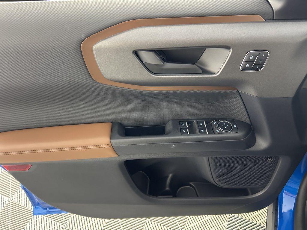 new 2025 Ford Bronco Sport car, priced at $39,052