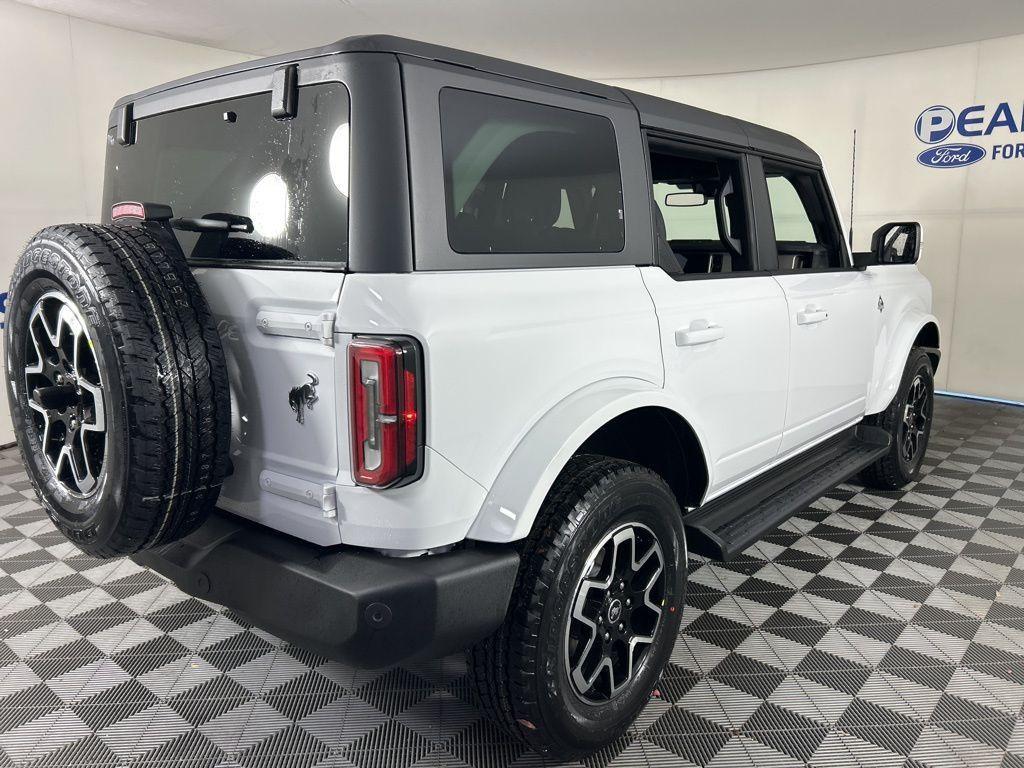 new 2025 Ford Bronco car, priced at $54,051