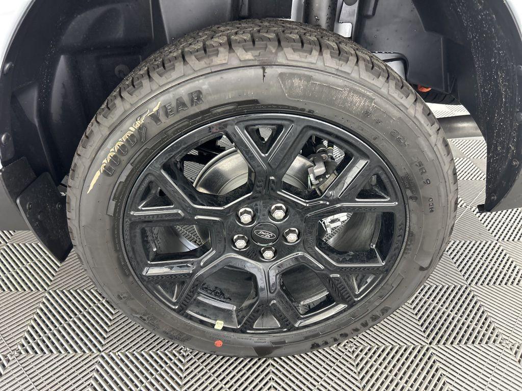 new 2025 Ford Maverick car, priced at $34,663