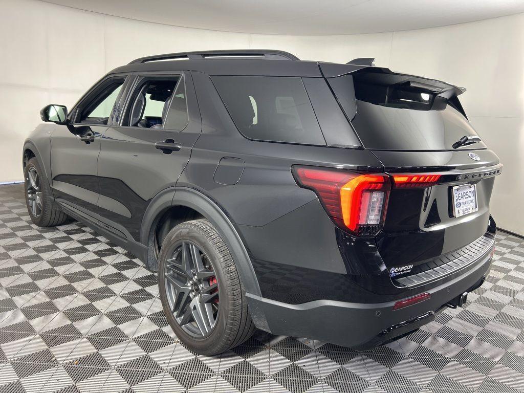 used 2025 Ford Explorer car, priced at $40,982