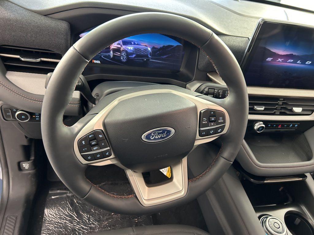 new 2025 Ford Explorer car, priced at $45,082