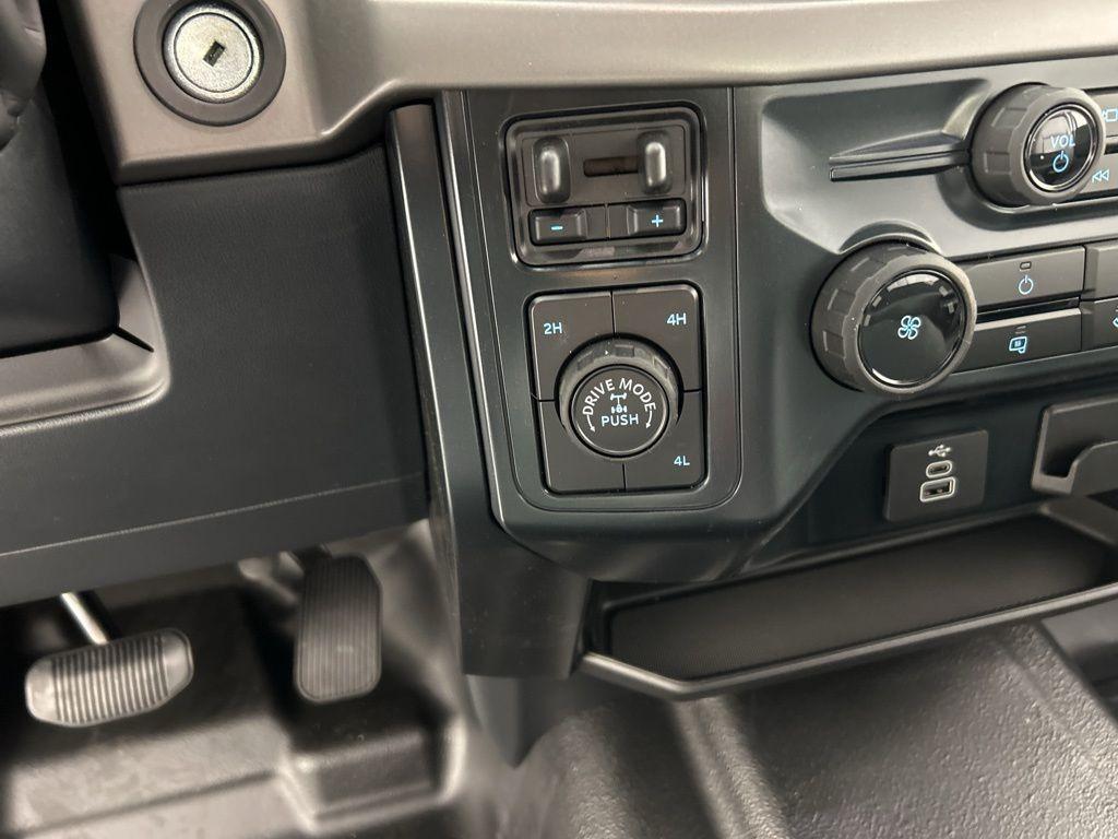 new 2025 Ford F-150 car, priced at $49,388