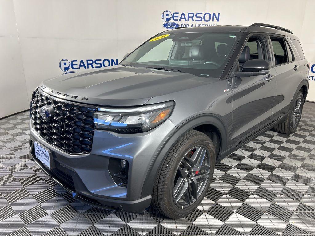 used 2025 Ford Explorer car, priced at $41,328