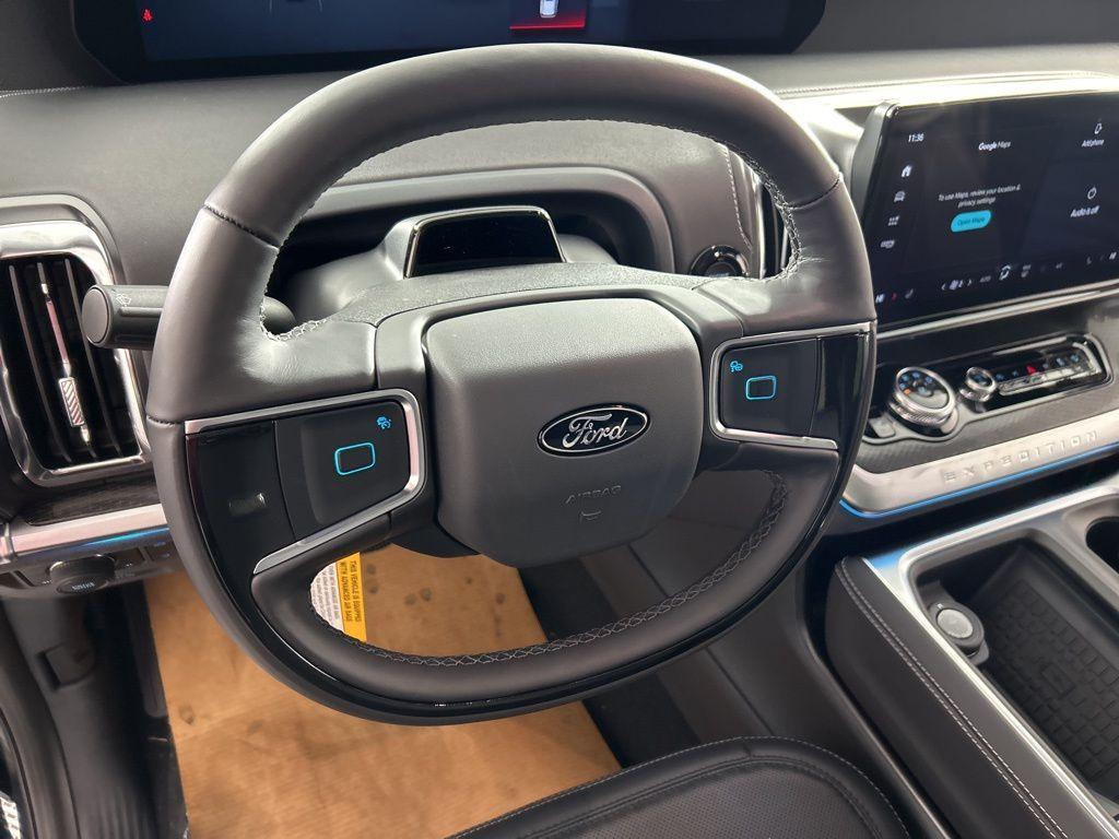 new 2025 Ford Expedition car, priced at $80,695