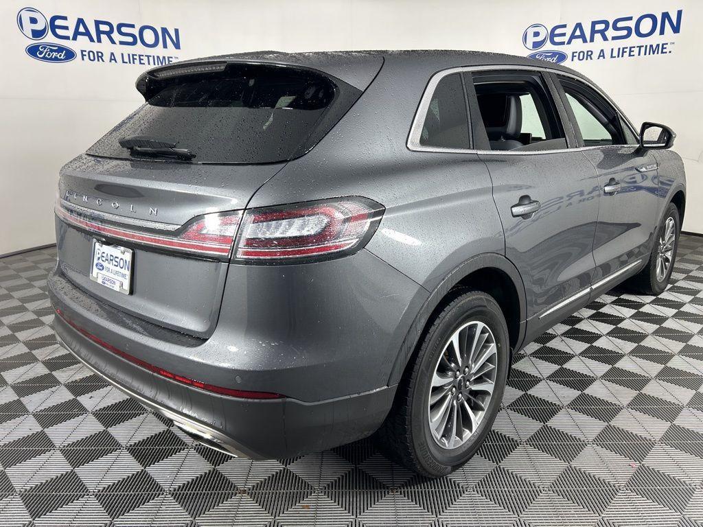 used 2021 Lincoln Nautilus car, priced at $26,900