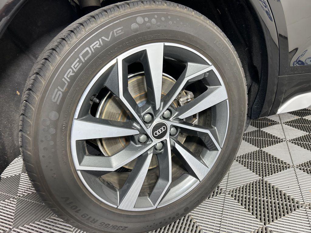 used 2021 Audi Q5 car, priced at $25,850