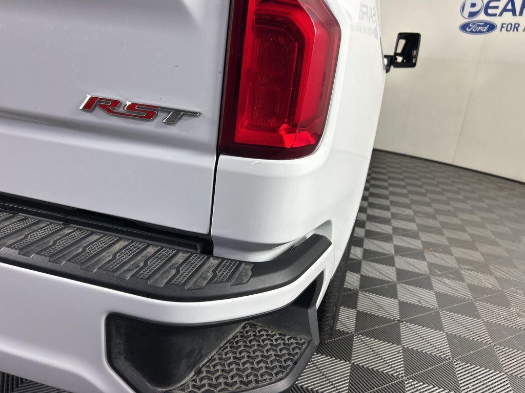 used 2022 Chevrolet Silverado 1500 car, priced at $33,971