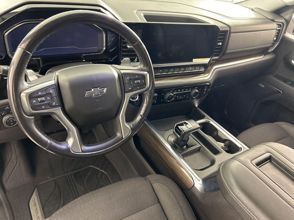 used 2022 Chevrolet Silverado 1500 car, priced at $33,971