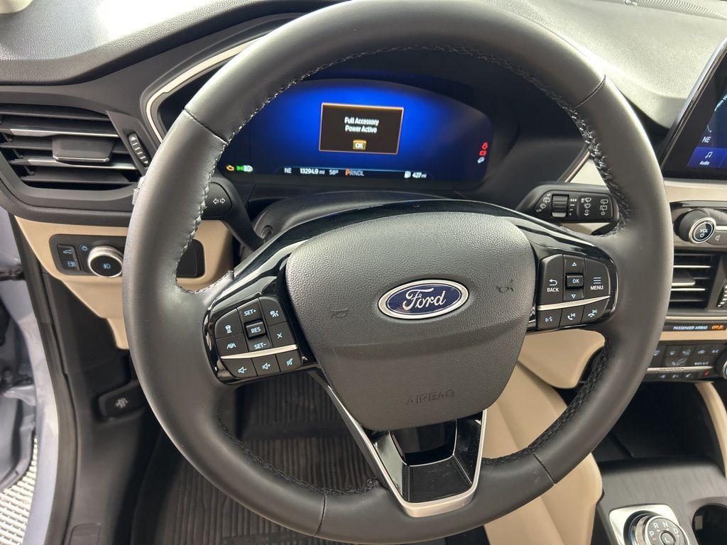 used 2022 Ford Escape car, priced at $25,590