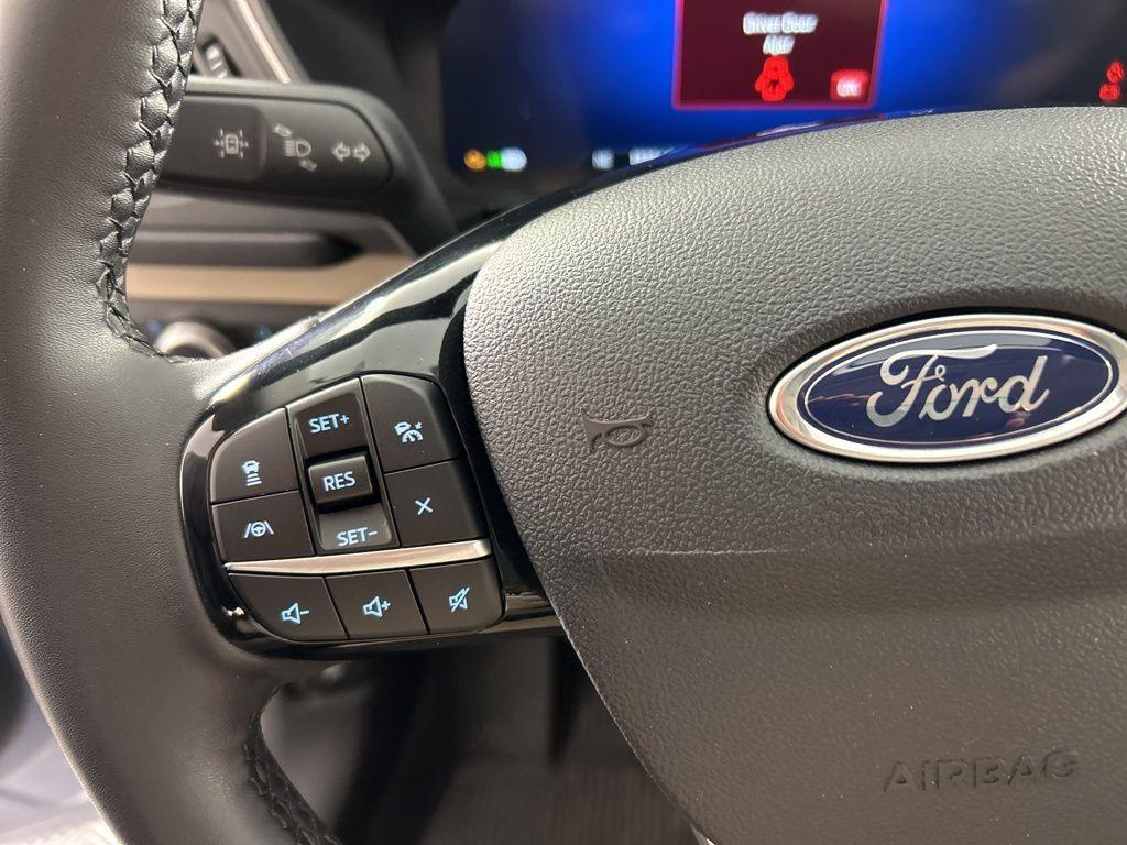 used 2022 Ford Escape car, priced at $25,590