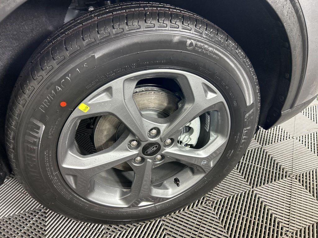 new 2026 Ford Escape car, priced at $34,016