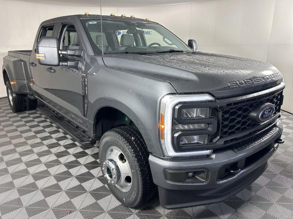 new 2026 Ford F-350 car, priced at $75,895