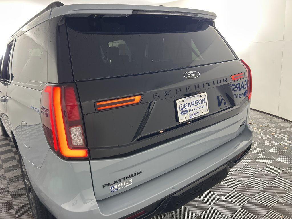 new 2025 Ford Expedition Max car, priced at $86,225