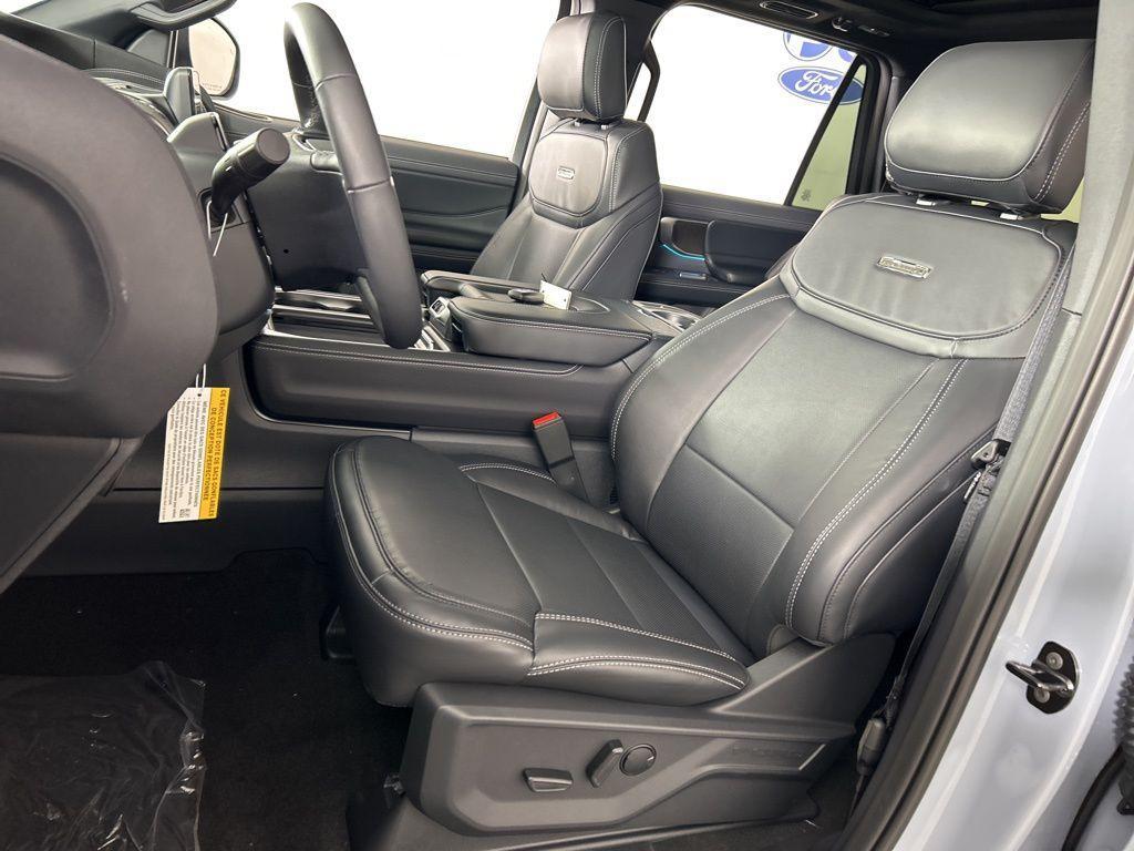 new 2025 Ford Expedition Max car, priced at $86,225