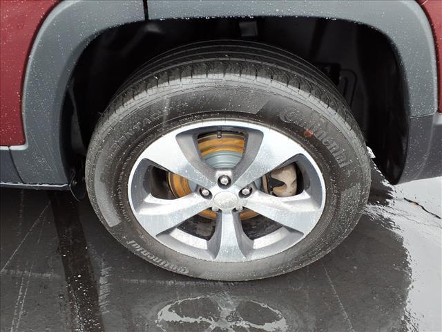 used 2019 Jeep Cherokee car