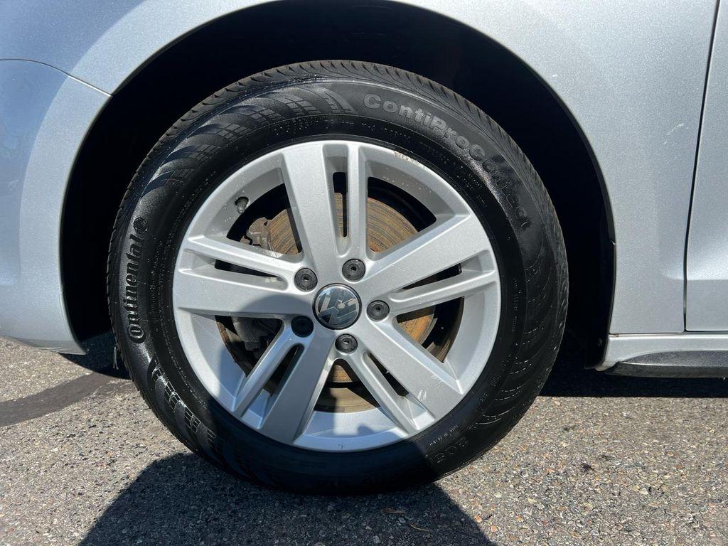 used 2014 Volkswagen Jetta Hybrid car, priced at $8,995