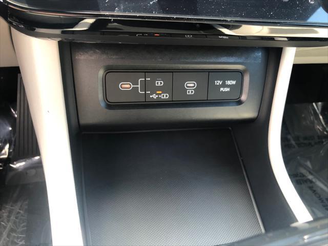 new 2025 Hyundai TUCSON Hybrid car, priced at $41,875