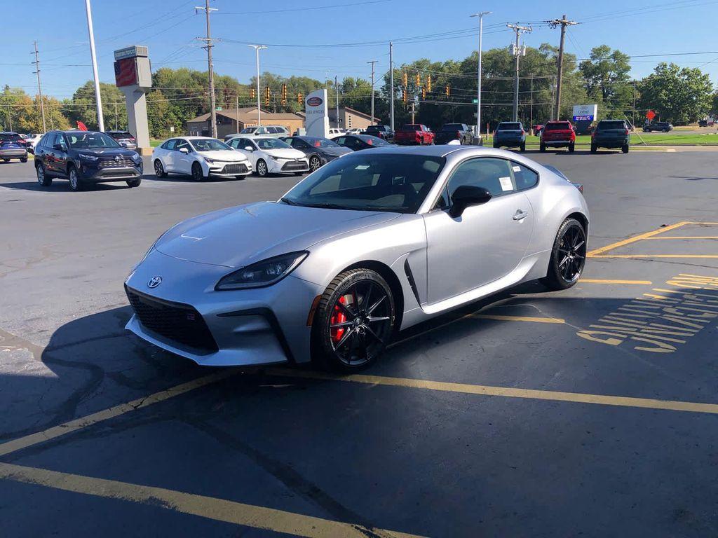 new 2025 Toyota GR86 car, priced at $36,789