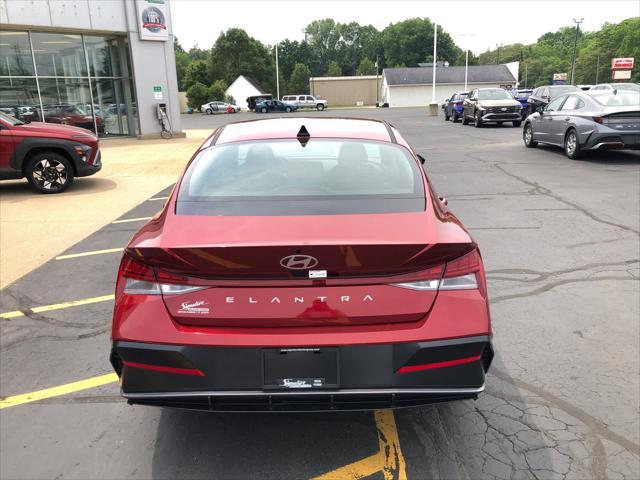 new 2025 Hyundai Elantra car, priced at $27,013