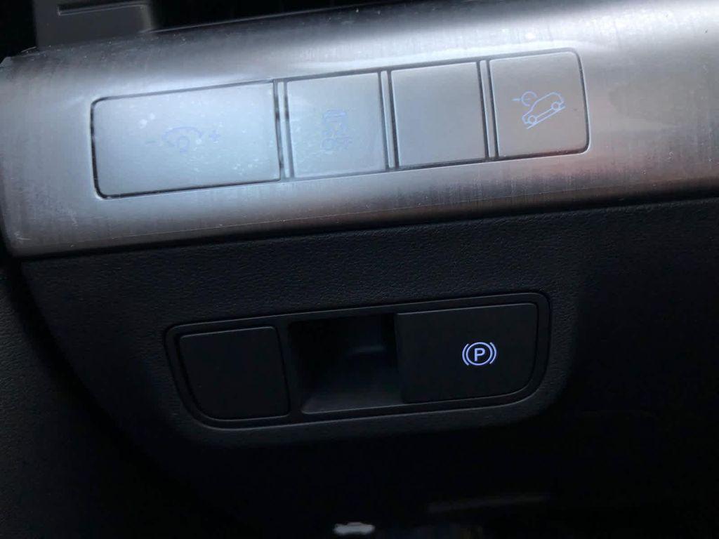 new 2025 Hyundai Kona car, priced at $29,987