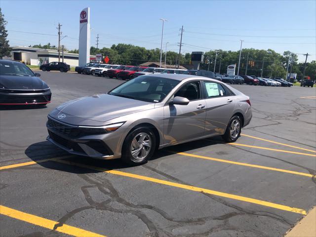 new 2025 Hyundai Elantra car, priced at $23,204