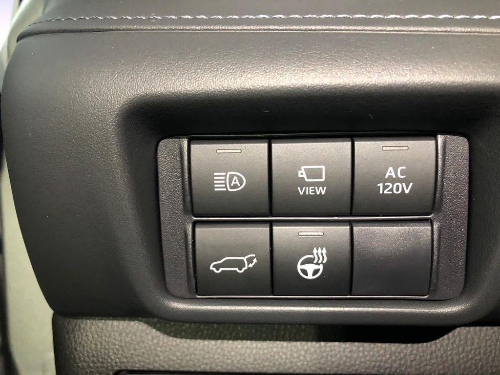 new 2025 Toyota Highlander Hybrid car, priced at $56,203