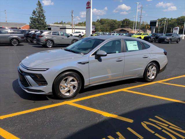 new 2025 Hyundai Sonata car, priced at $26,999