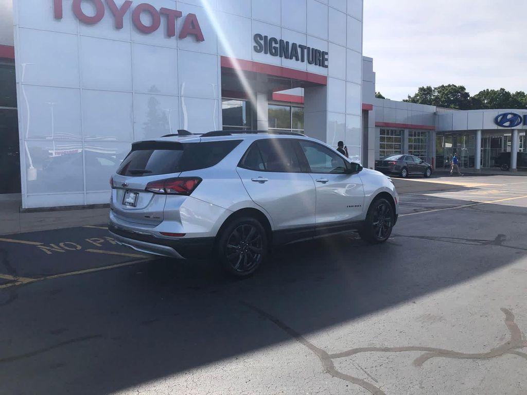 used 2022 Chevrolet Equinox car, priced at $29,990