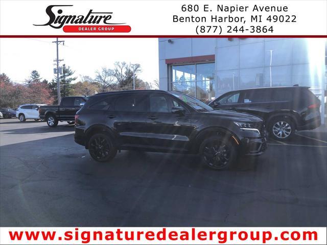 used 2022 Kia Sorento car, priced at $31,990