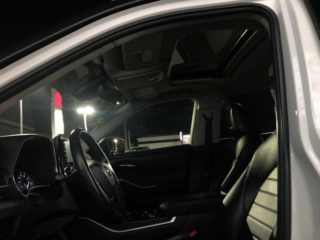 used 2022 Toyota Highlander car, priced at $33,990