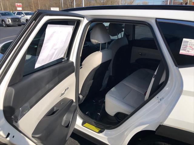new 2025 Hyundai TUCSON Hybrid car, priced at $38,144